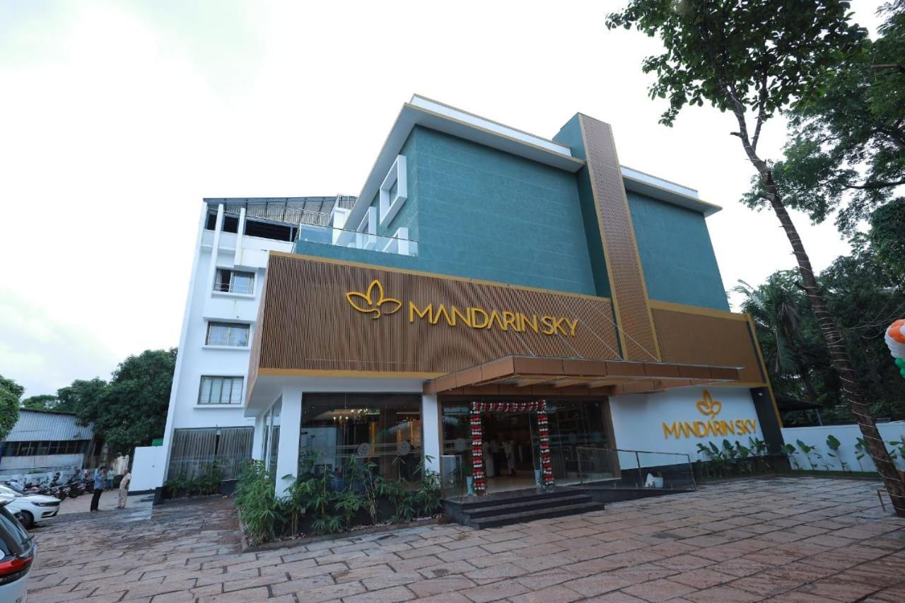 Mandarin Sky Hotel Kannur Ngoại thất bức ảnh